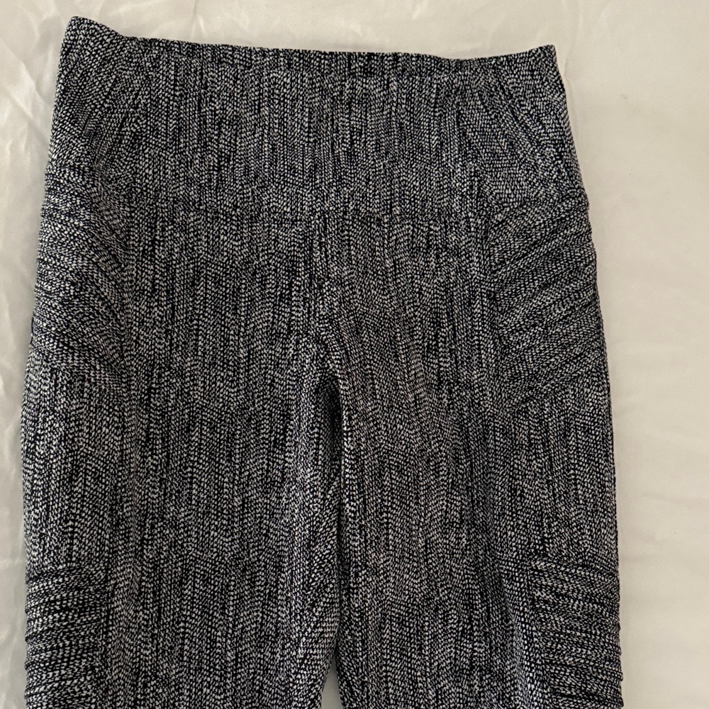 Athleta Black and White Textured Leggings